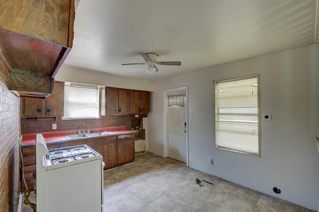 842 Navaho Trail