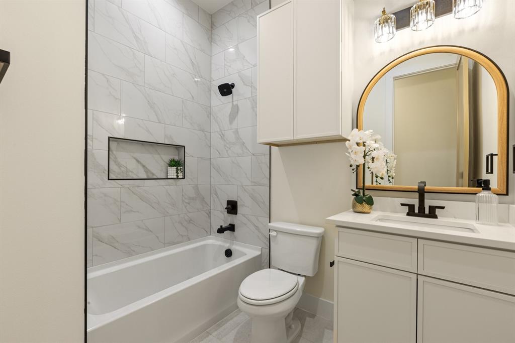 Urbandale First Instl - Residential