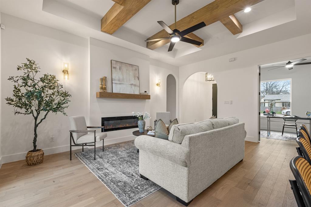 Urbandale First Instl - Residential