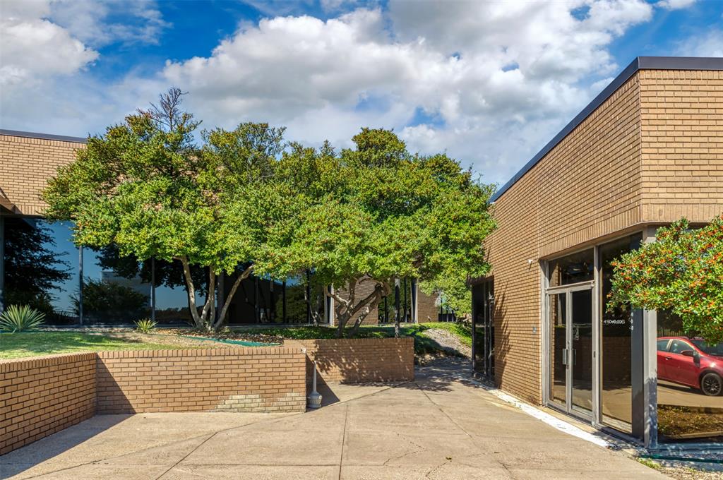 Walnut Hill Bus Park Sec 12 Ph 02 - Commercial Lease