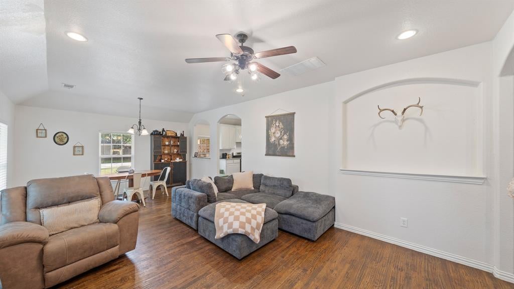 308 E 8th Street - Photo 4