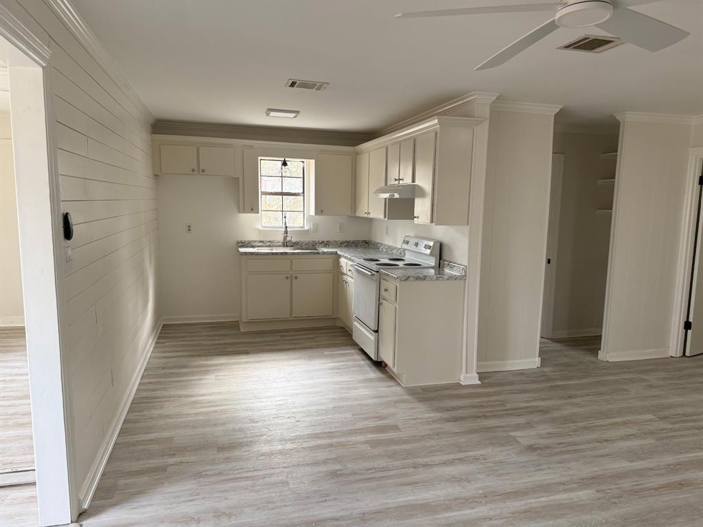 2257 Soda Lake Circle