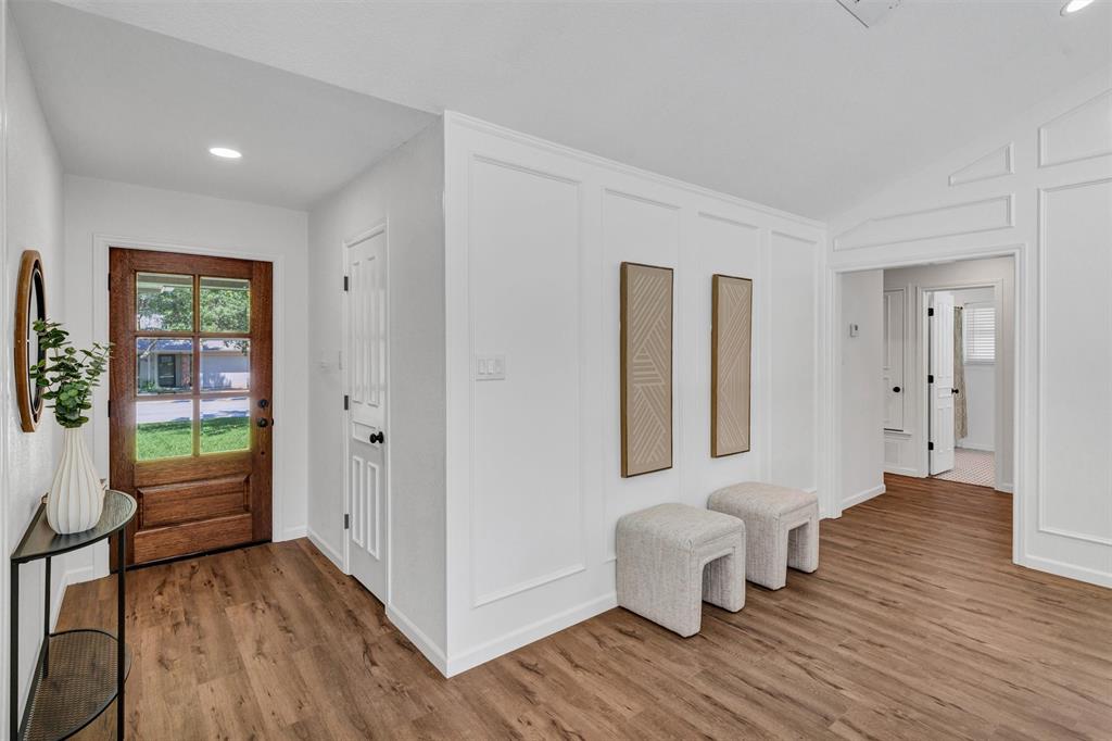 Grapevine, Texas 76051, United States, 3 Bedrooms Bedrooms, ,2 BathroomsBathrooms,Residential,Pending,209792