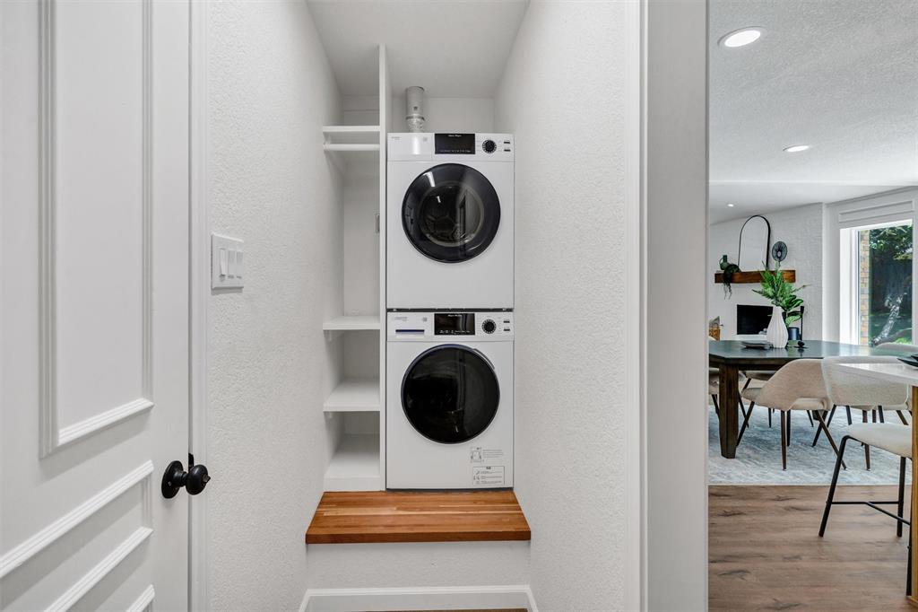 Grapevine, Texas 76051, United States, 3 Bedrooms Bedrooms, ,2 BathroomsBathrooms,Residential,Pending,209792