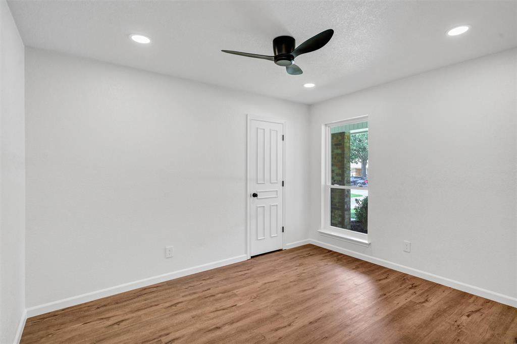 Grapevine, Texas 76051, United States, 3 Bedrooms Bedrooms, ,2 BathroomsBathrooms,Residential,Pending,209792