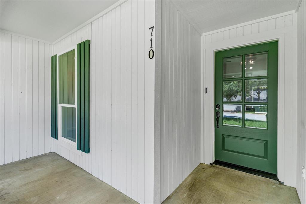 Grapevine, Texas 76051, United States, 3 Bedrooms Bedrooms, ,2 BathroomsBathrooms,Residential,Pending,209792