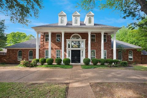 Photo of 2400 Danbury Drive, Colleyville, TX 76034 (MLS # 21231465)