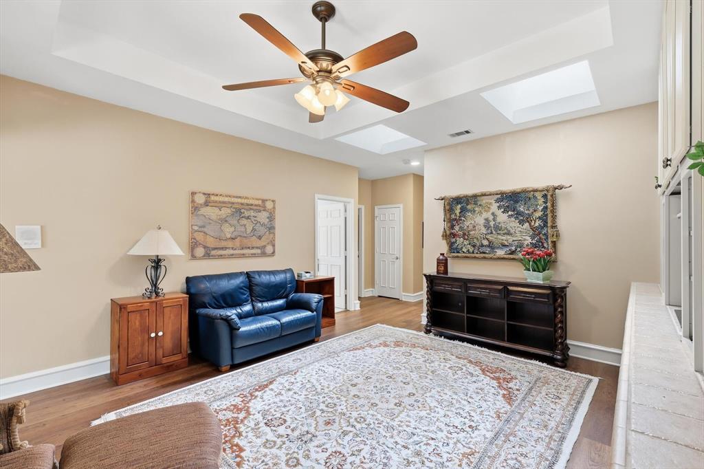 WHIFFLETREE 7 - Residential