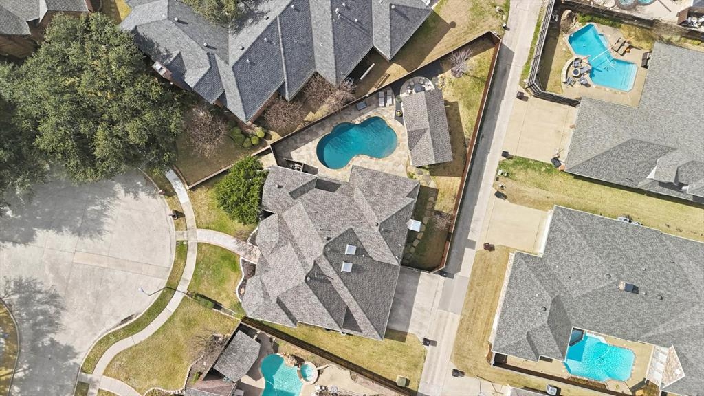 WHIFFLETREE 7 - Residential