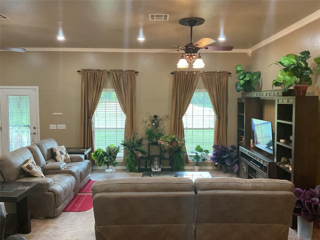 322 Farm Road 2283