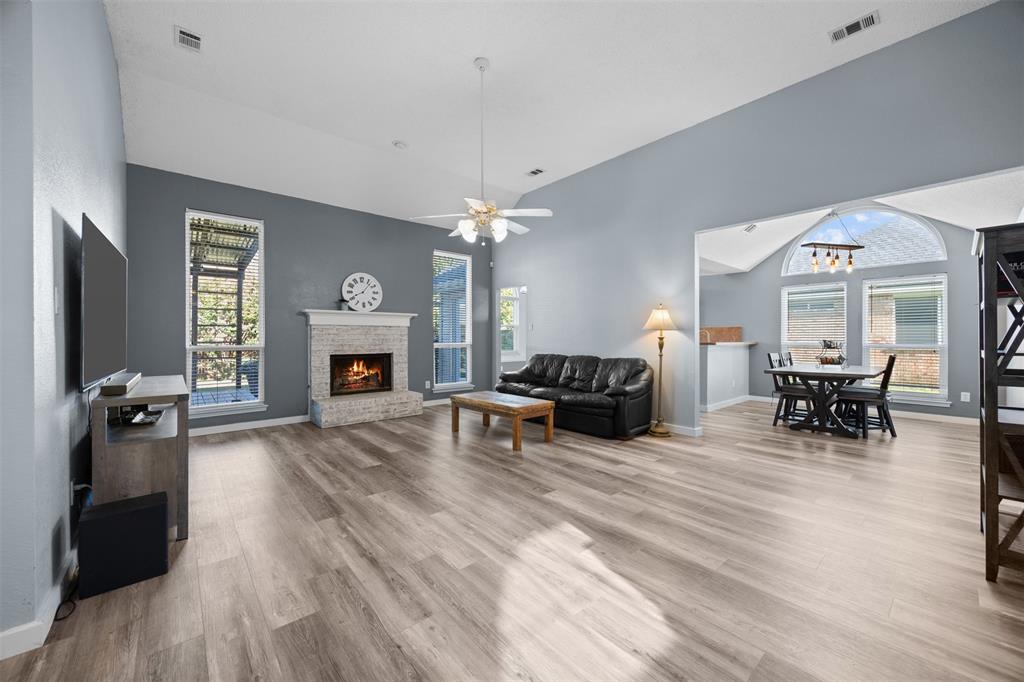 1114 Pheasant Drive