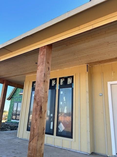 Justin, Texas 76247, United States, 4 Bedrooms Bedrooms, ,5 BathroomsBathrooms,Residential,Pending,42287