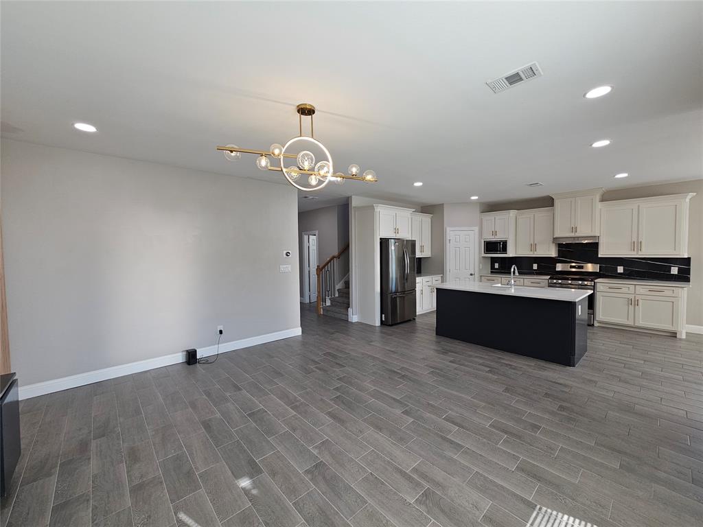 Rainbow Estates - Residential Lease