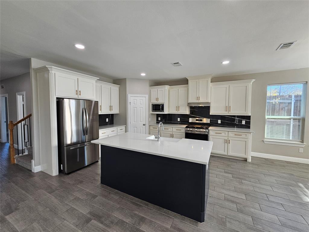 Rainbow Estates - Residential Lease