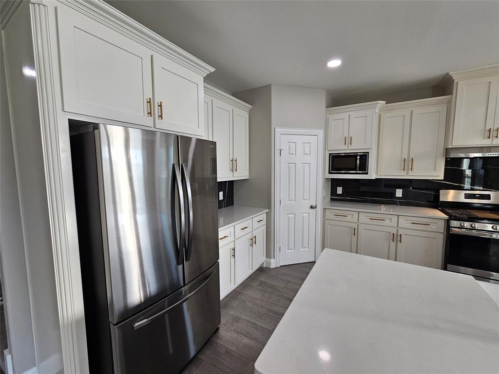 Rainbow Estates - Residential Lease