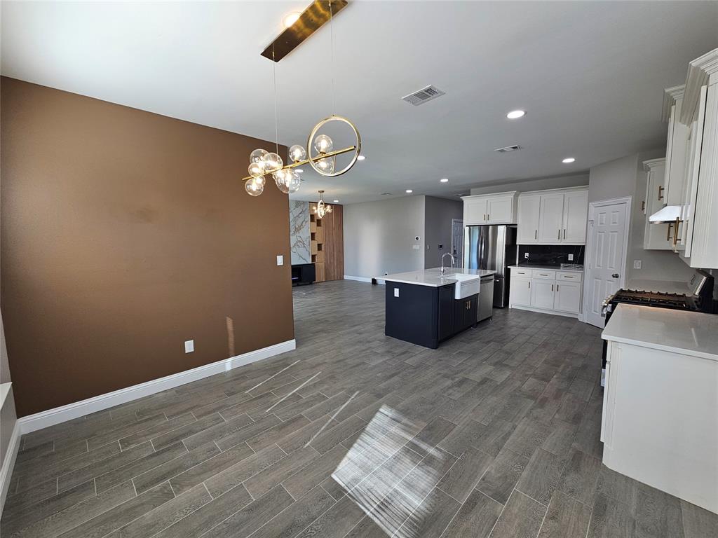 Rainbow Estates - Residential Lease