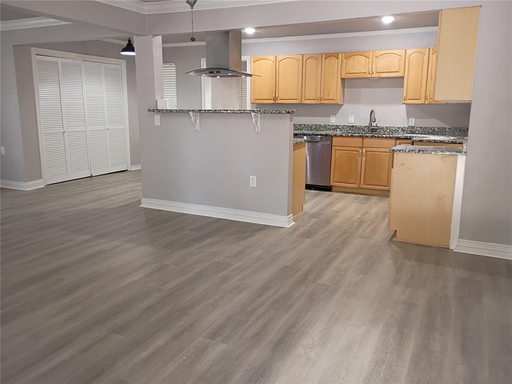 Univ Annex Getz - Residential