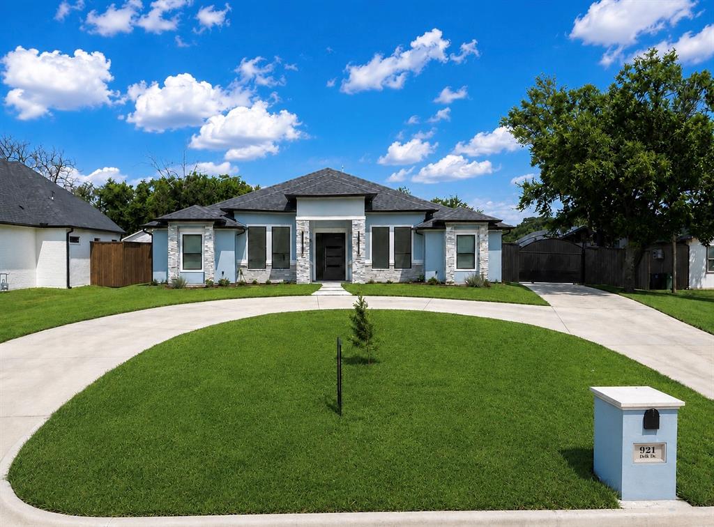 921 Delk Drive