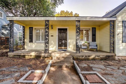 Photo of 3824 Birchman Avenue, Fort Worth, TX 76107 (MLS # 21167618)