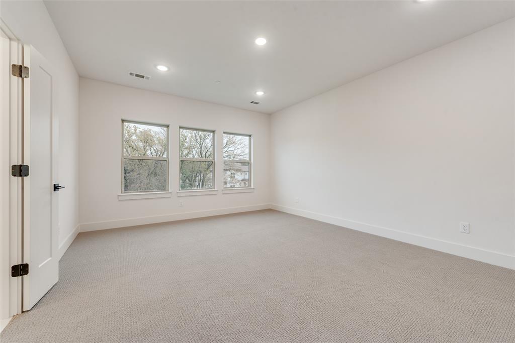 Lewisville Water's Edge II Condominium - Residential