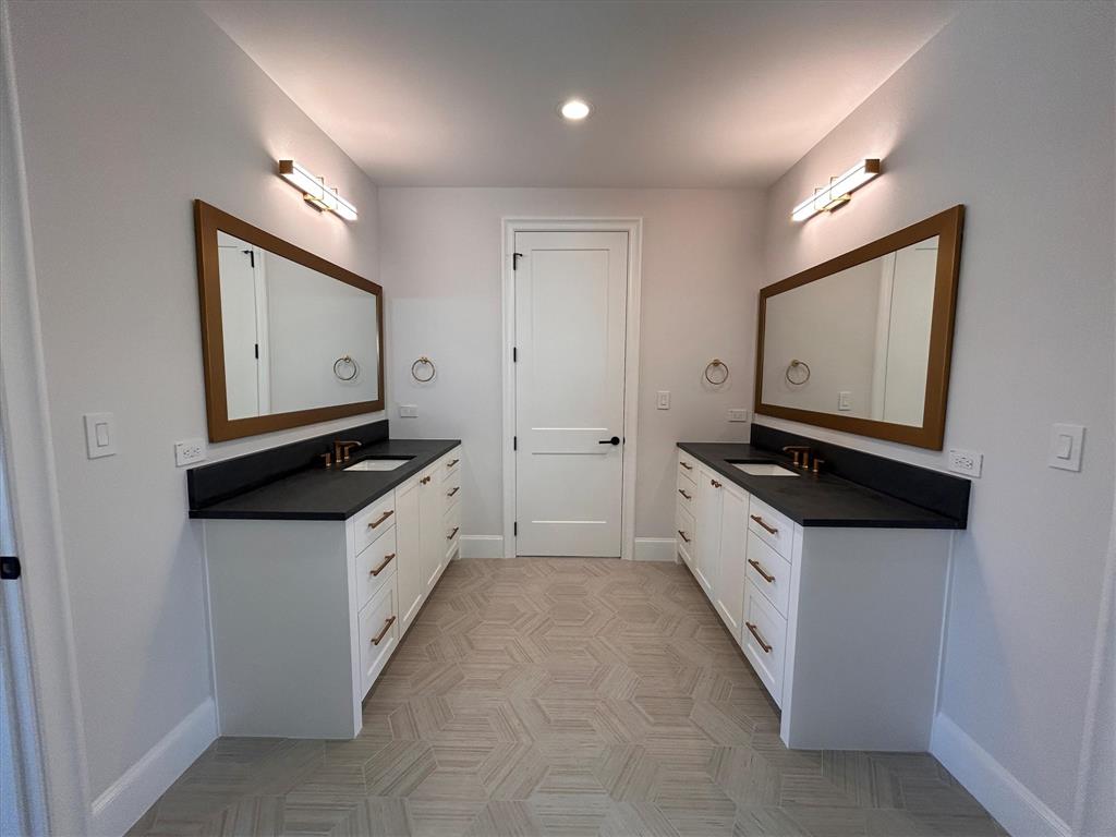 Lakeside Village Phase 1 - Residential