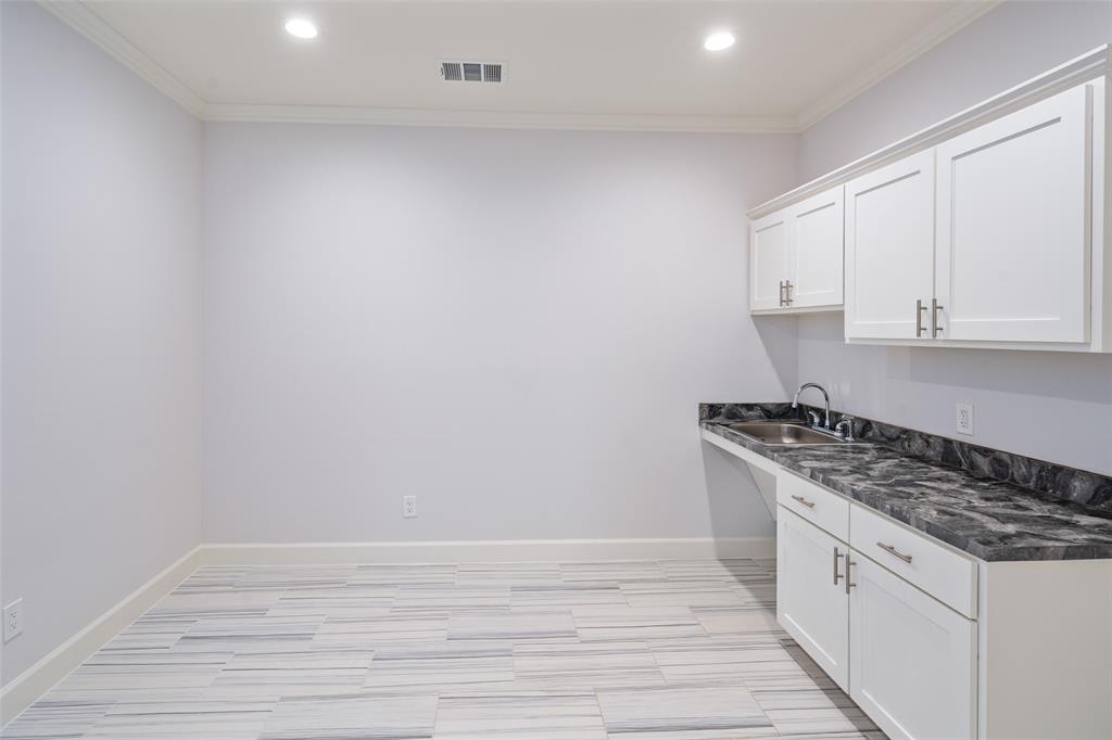 Southern Hills Office Park II - Commercial Lease