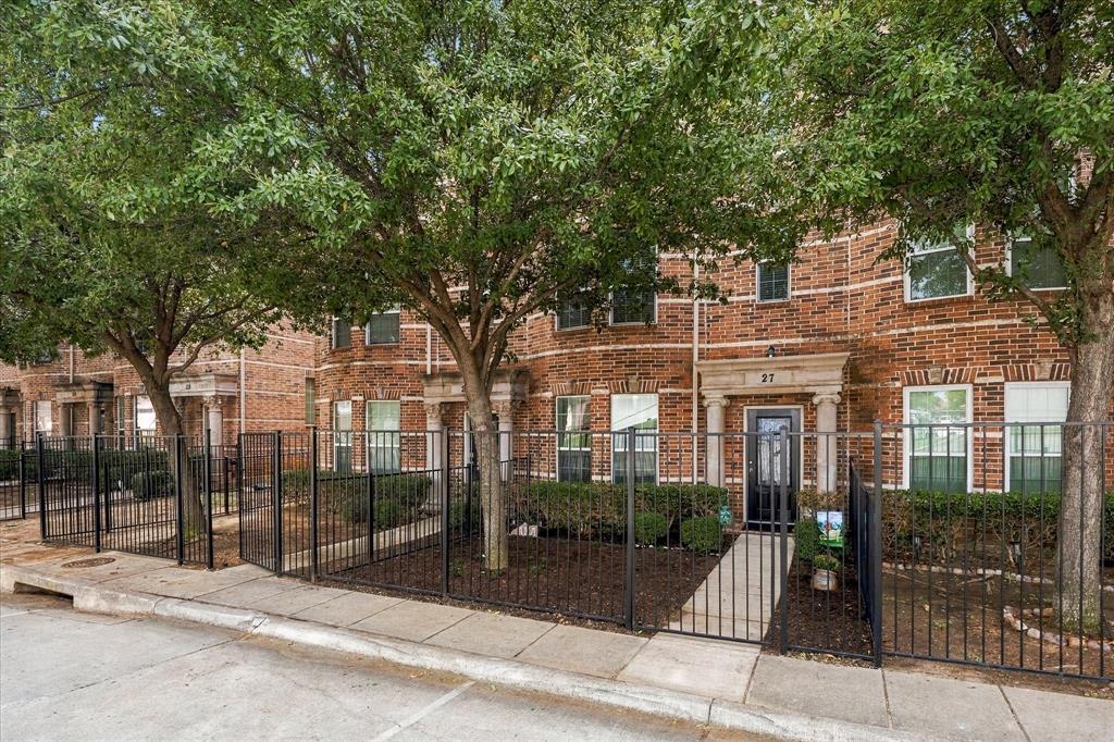 2500 Rockbrook Drive C27