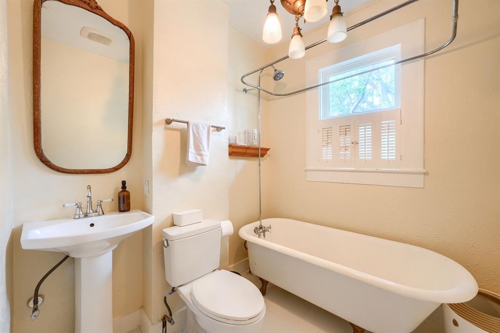 Oak Cliff Annex - Residential