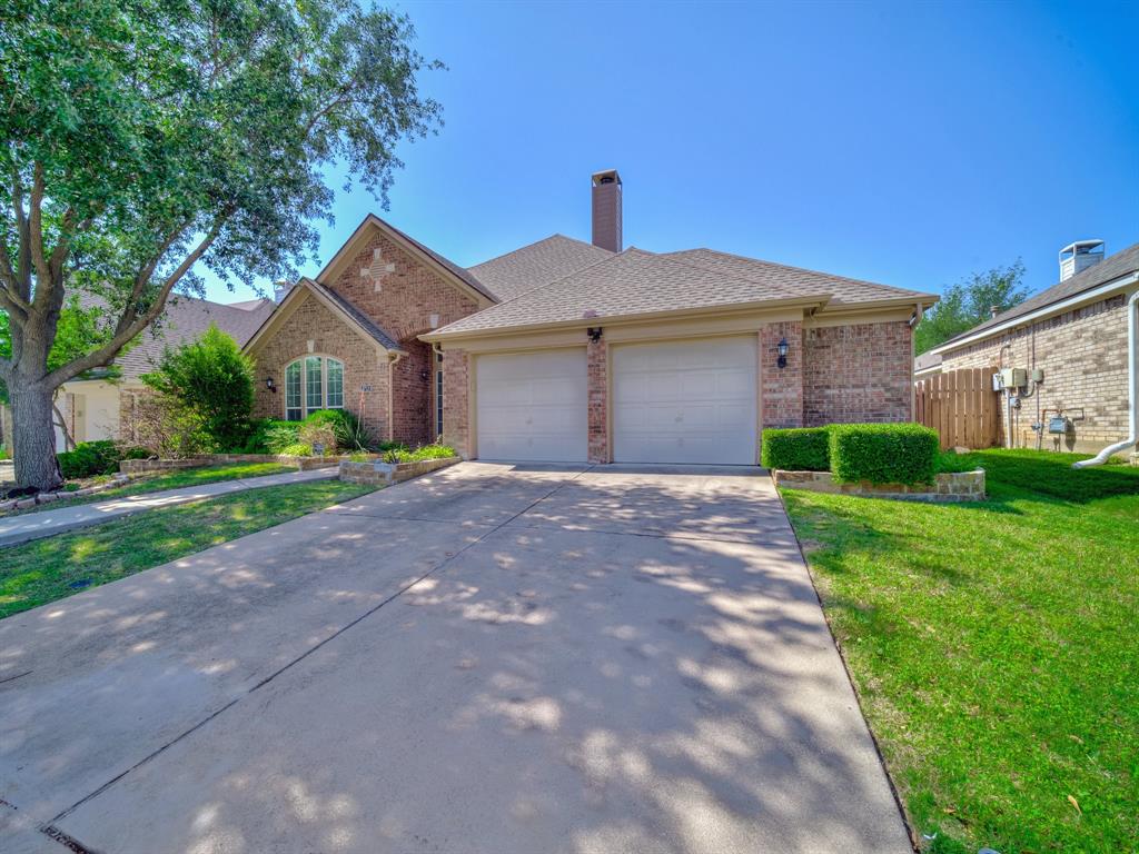 8713 Deepwood Lane