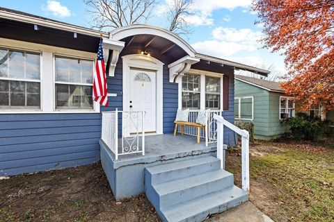 Photo of 1310 W Morton Street, Denison, TX 75020 (MLS # 21216440)