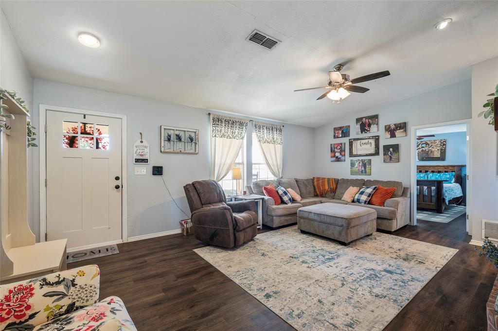 8229 E Lone Oak Road Road