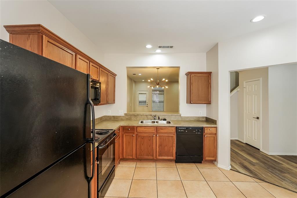 Villages Of Crawford Farms Th - Residential Lease