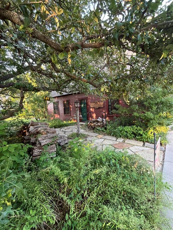 805 Trenton Street