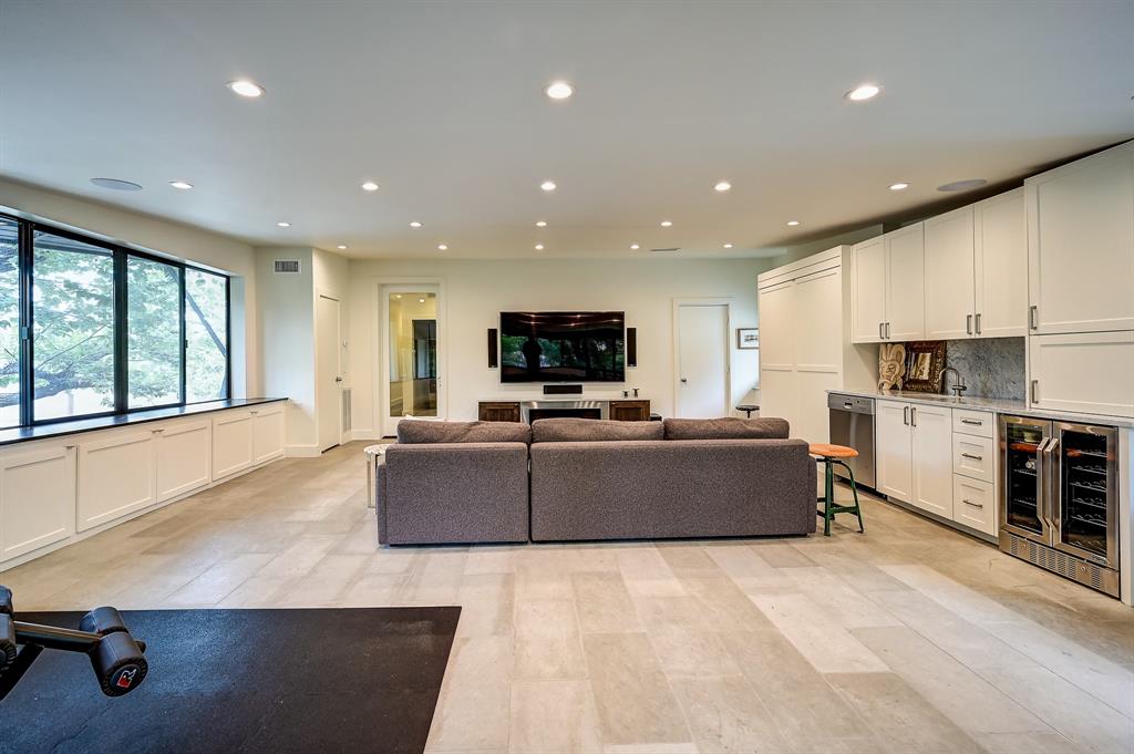 Lyons Gate Condos - Residential