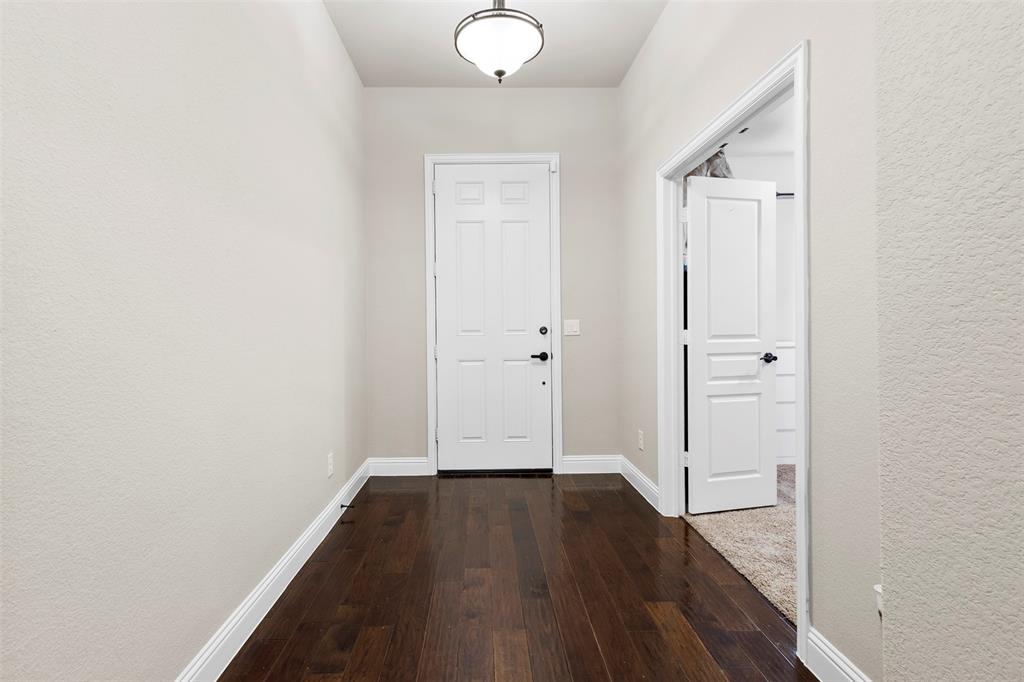 1109 Wheatland Terrace