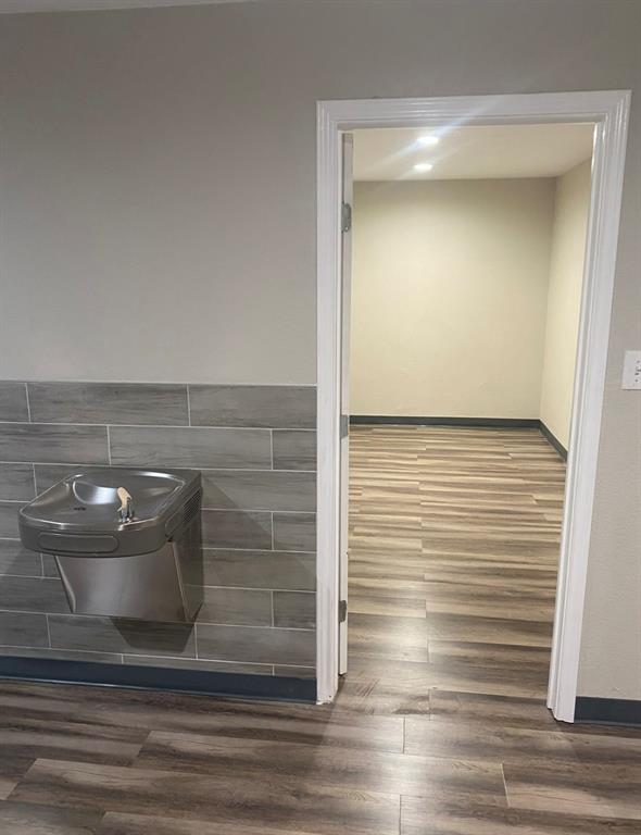 Casa View Heights 17 - Commercial Sale