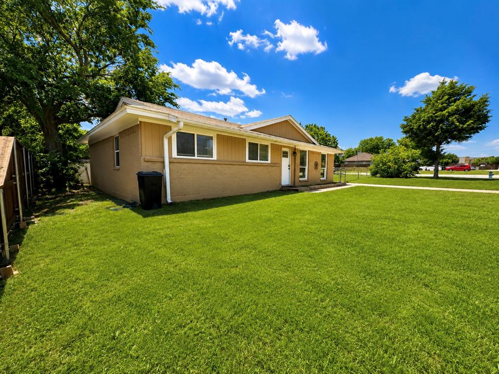 730 Rolling Ridge Lane