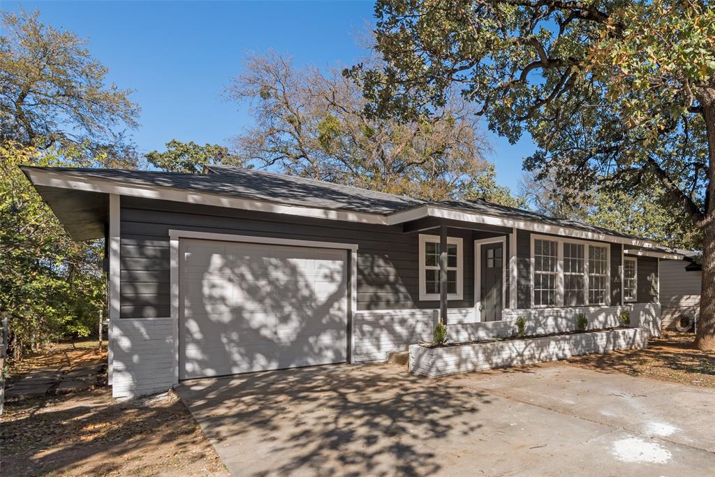 4249 Crenshaw Avenue