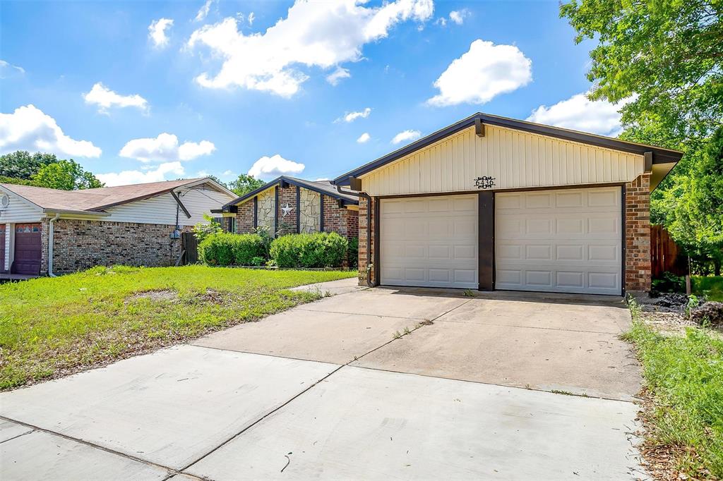 6436 Meadowlark Lane E