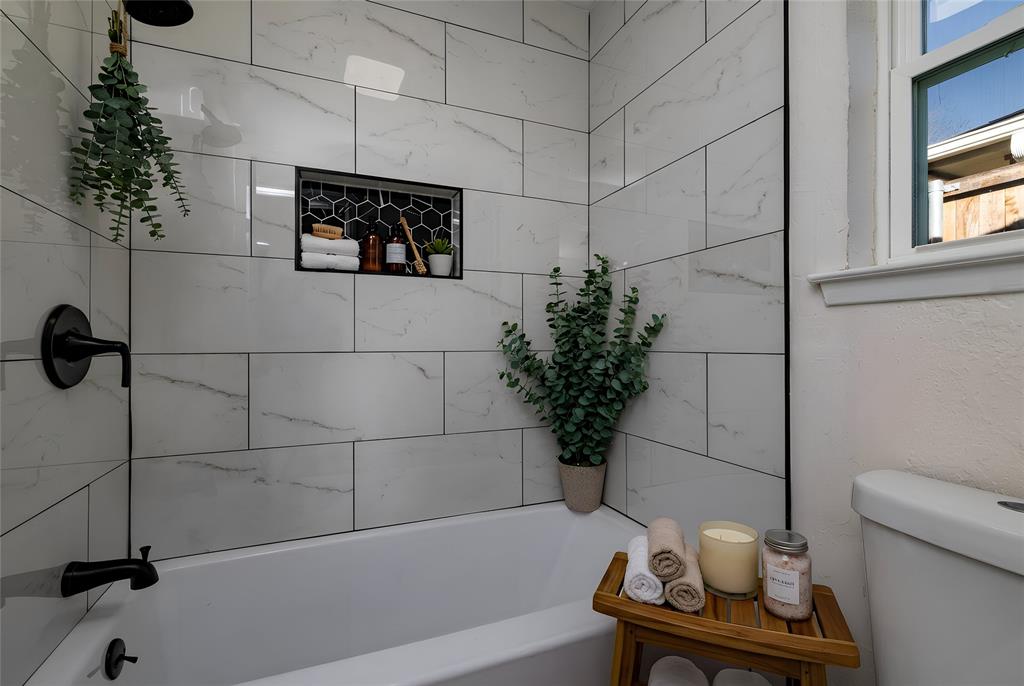 Cobblestone Square - Residential