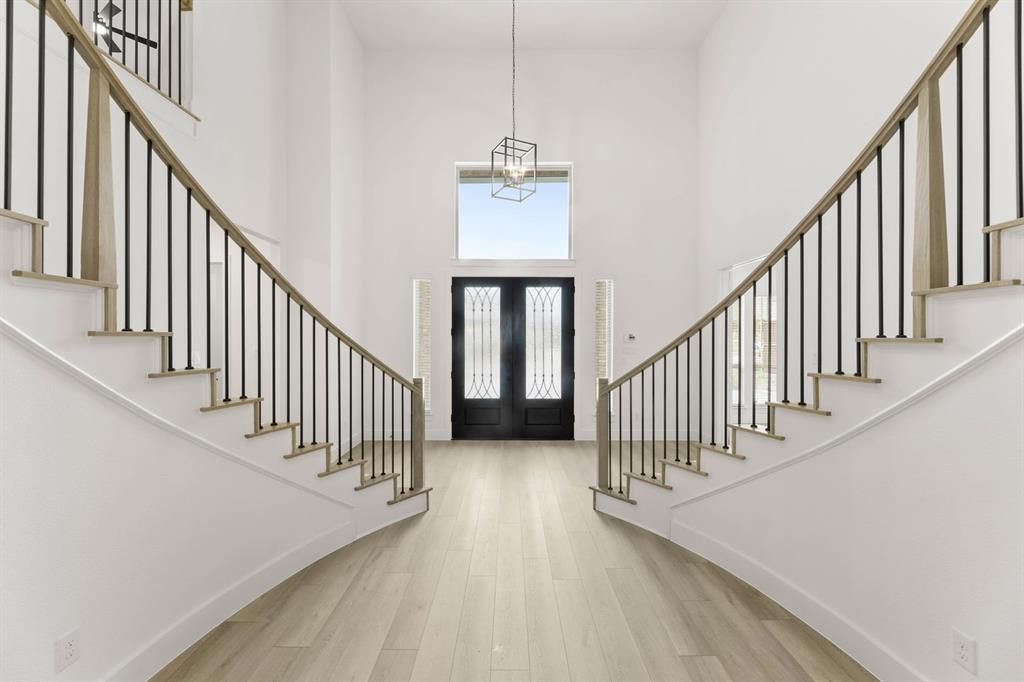 La Frontera - Residential