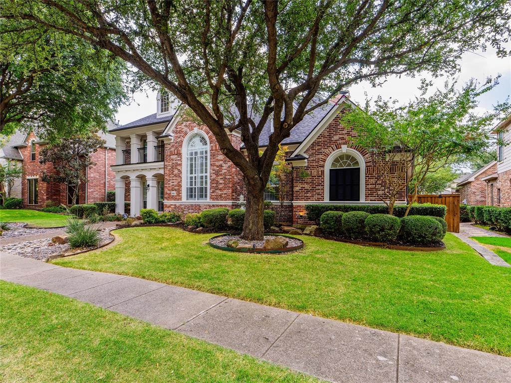 5915 Dripping Springs Drive