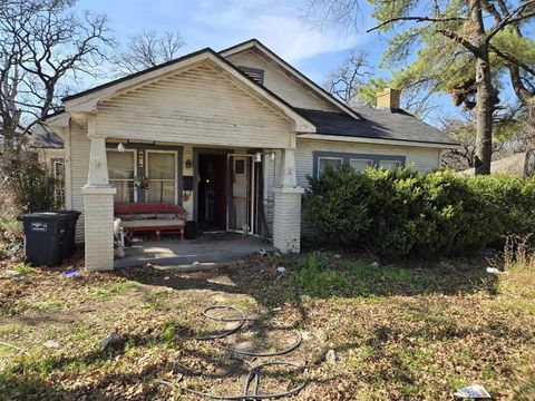 2708 Handley Drive Fort Worth TX 76112