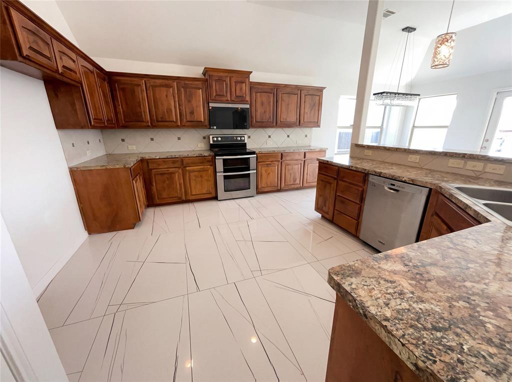 509 Stone Crossing Lane