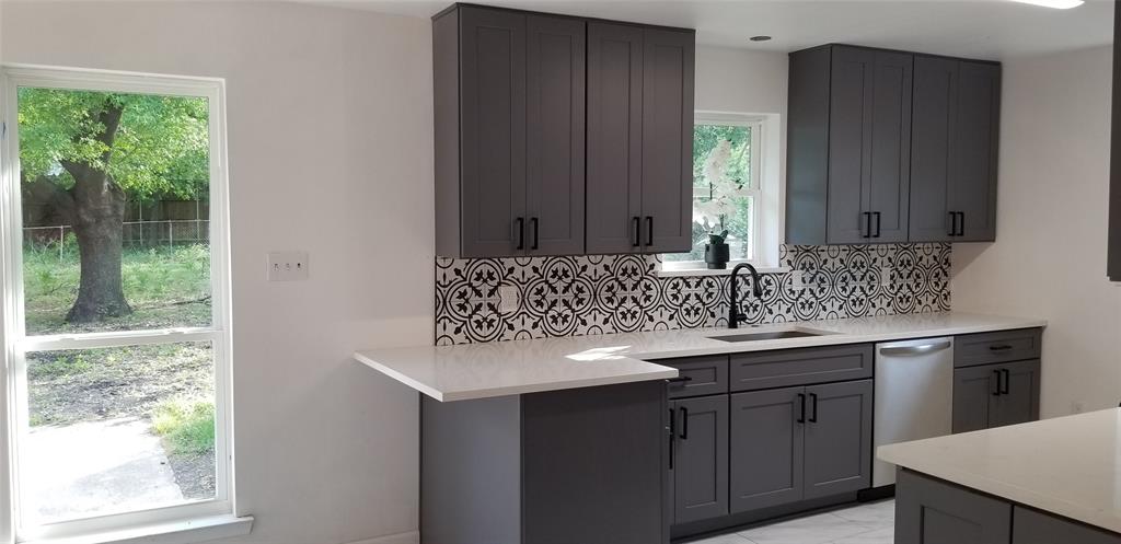 BURNETT ADDITION TO ALLEN (CAL), BLK 2, LOT 3 - Residential