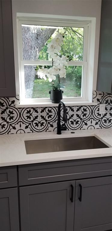 BURNETT ADDITION TO ALLEN (CAL), BLK 2, LOT 3 - Residential