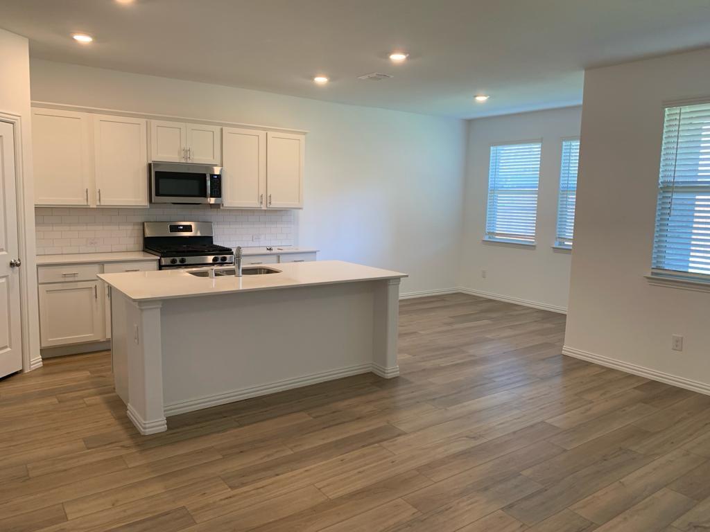 Sutton Fields Ph 3d - Residential Lease