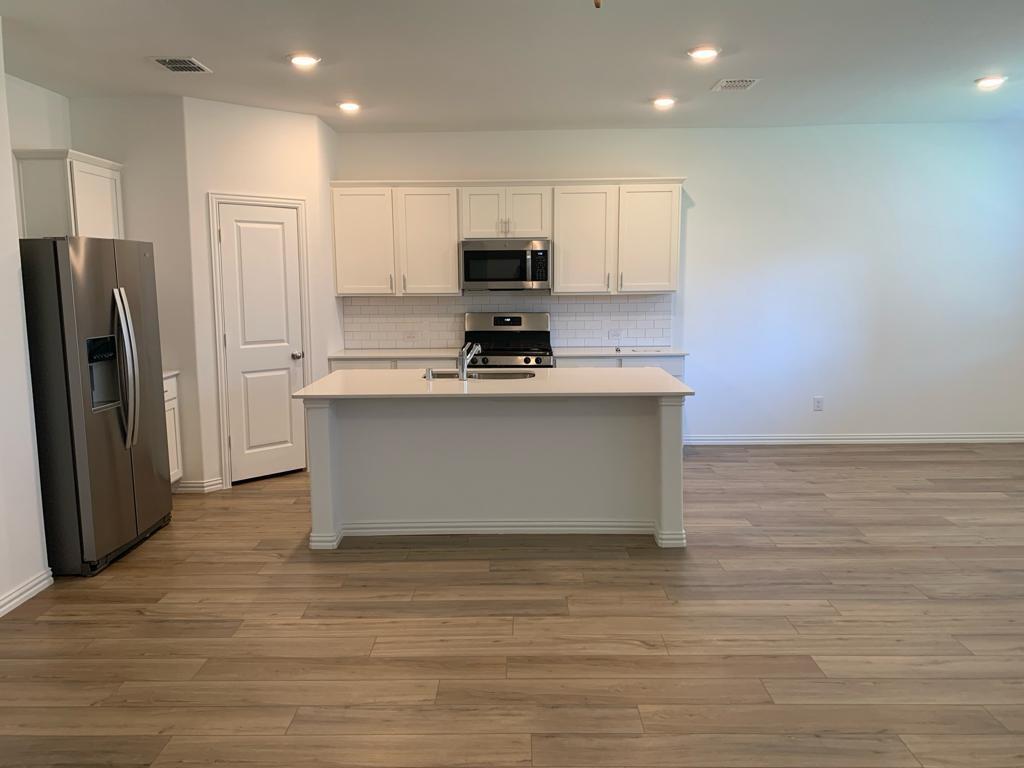 Sutton Fields Ph 3d - Residential Lease