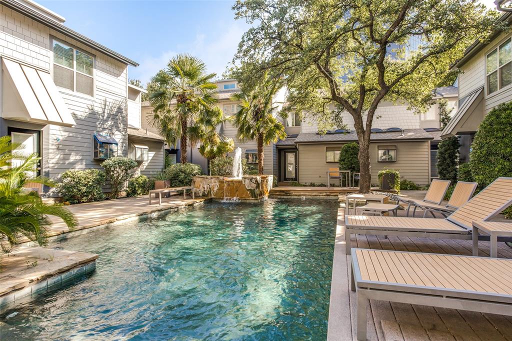 OAK GROVE CONDO - Residential