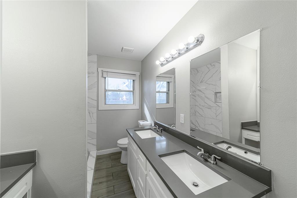 BUCKNER BLVD - Residential